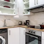 Vibe - 1 Bedroom W Balcony In