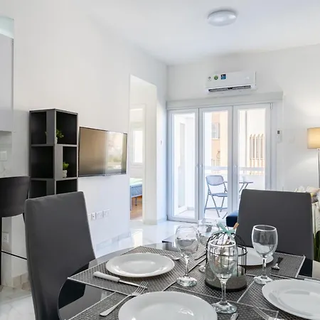 Apartamento Vibe - 1 Bedroom W Balcony In *