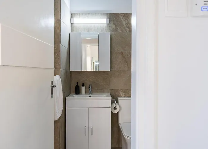 Apartamento Vibe - 1 Bedroom W Balcony In Lárnaca